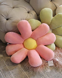 Sweet Daisy Pillow: Alternate View #3