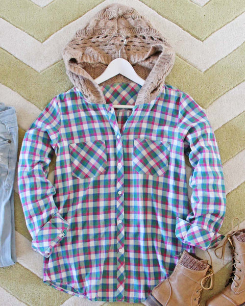 Snowy Canoe Plaid Top in Pine: Featured Product Image