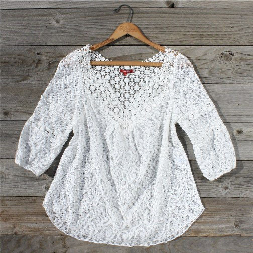 Moonflower Lace Blouse: Featured Product Image