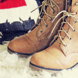 Cascade Lakes Boots in Tan: Alternate View #2