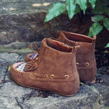 The Chinook Moccasins: Alternate View #4