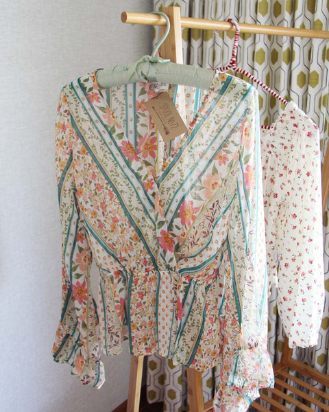 Easy Daisy Blouse: Featured Product Image
