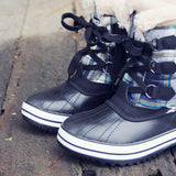 Eskimo Plaid Snow Boots in Navy: Alternate View #2