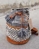 Fall Traveler Tote: Alternate View #3