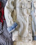 Laid-back Denim Jacket: Alternate View #3