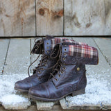 The Lodge Boots in Fir: Alternate View #2