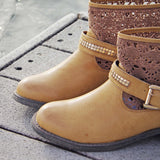 Northern Meadow Lace Boots: Alternate View #2