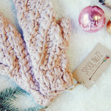 Rosy Knit Gloves: Alternate View #2