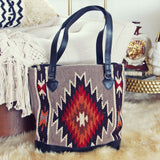 Sierra Vista Rug Bag in Charcoal: Alternate View #1