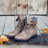The Lodge Boots in Ash: Alternate View #1