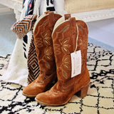 Vintage Suede Caramel Boots: Alternate View #1