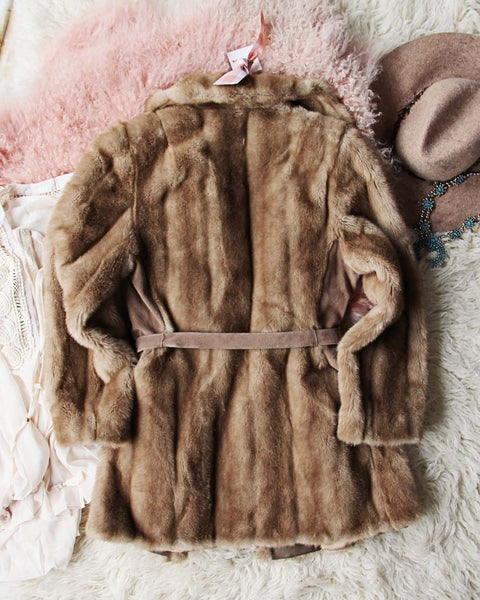 VTG Faux Fur Coat - Size factory XL