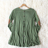 Wild Lavril Tee in Olive: Alternate View #4