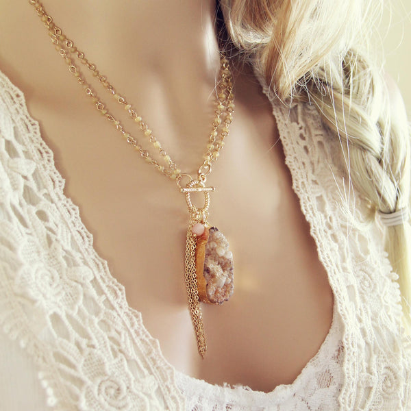 Wren & Stone Necklace in Sand: Featured Product Image