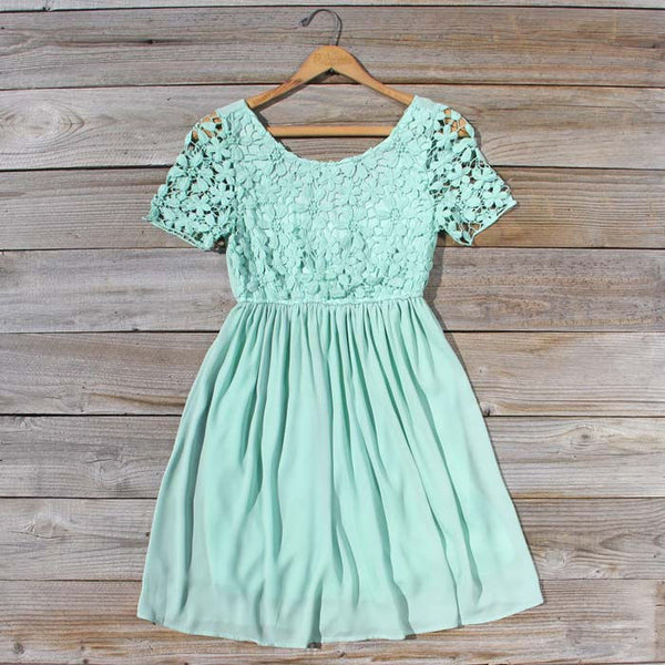 Sea Lily Dress: Featured Product Image