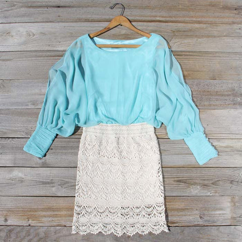 Lace and Quartz Dress in Mint