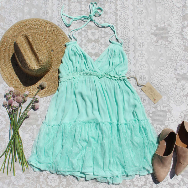 The 80 Degree Dress in Mint: Featured Product Image