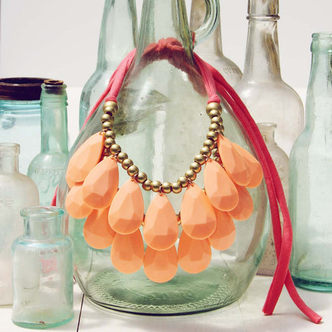 Honeydew Necklace in Peach