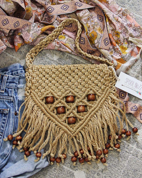 Vintage 70's Macrame Tote: Featured Product Image