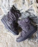 Bear Cabin Cozy Boots in Gray: Alternate View #2