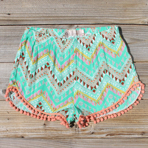 Cloud Break Native Shorts in Mint