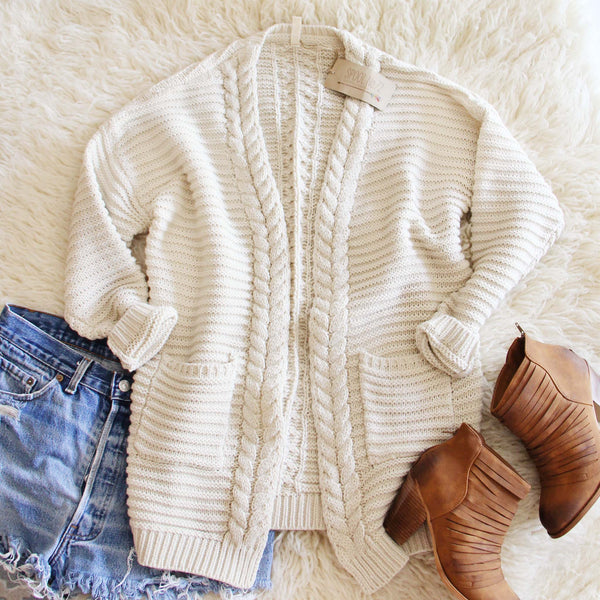 Cozy Bundle Sweater in Cream: Featured Product Image