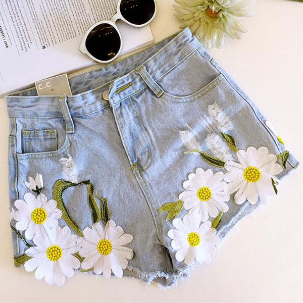 Daisy Sky Shorts: Featured Product Image