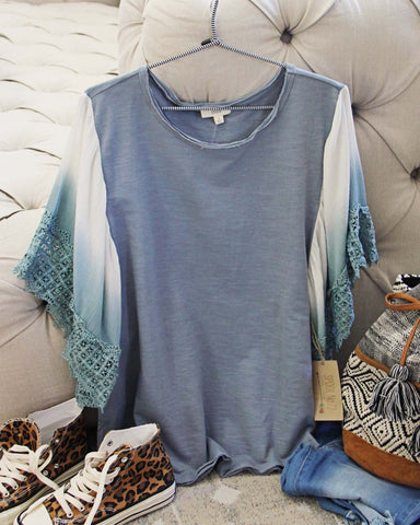 Faded Dunes Tee in Sky