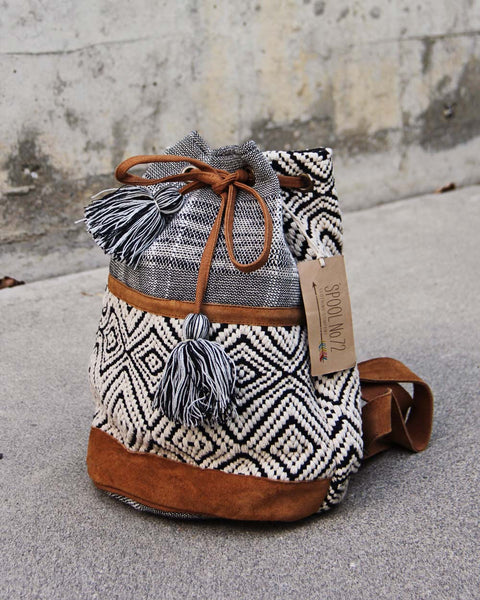 Fall Traveler Tote: Featured Product Image