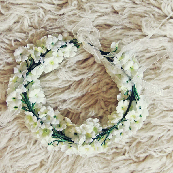 Flower Crown in White: Featured Product Image