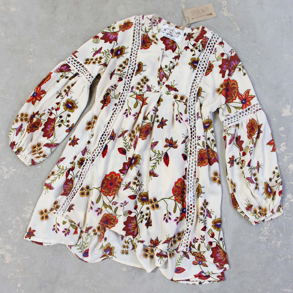 Gypsum Floral Tunic, Sweet 70's Boho Tunic Tops from Spool 72.