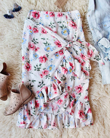 Knot & Tie Skirt in White