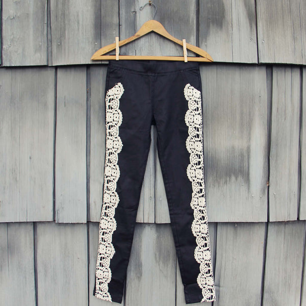 Lace & Night Leggings: Featured Product Image