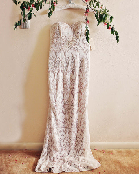 Lace Mermaid Maxi Dress: Featured Product Image