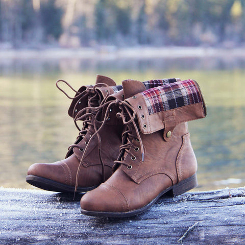 The Lodge Boots in Cedar