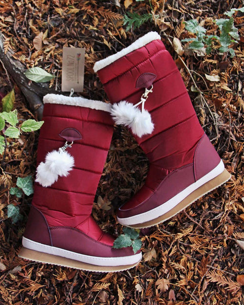 The Lunar Snow Boots: Featured Product Image