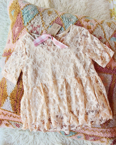 Maggie Lace Top: Featured Product Image