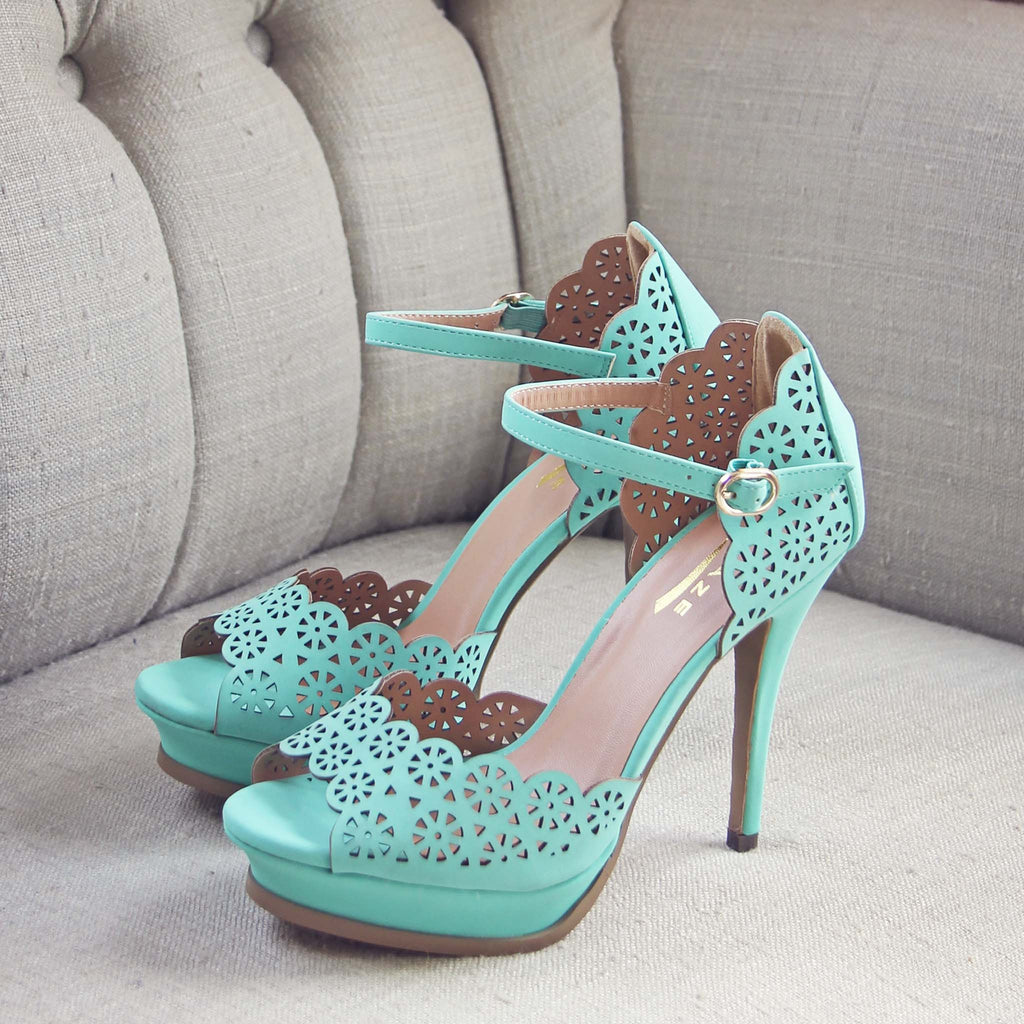 SUNDANCE Teal Pink Multi Made in Spain Floral Print Heels Shoes –  ReturnStyle