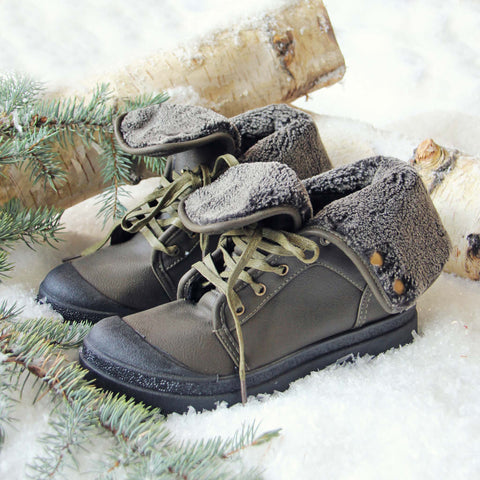 Jack Frost Booties in Sage