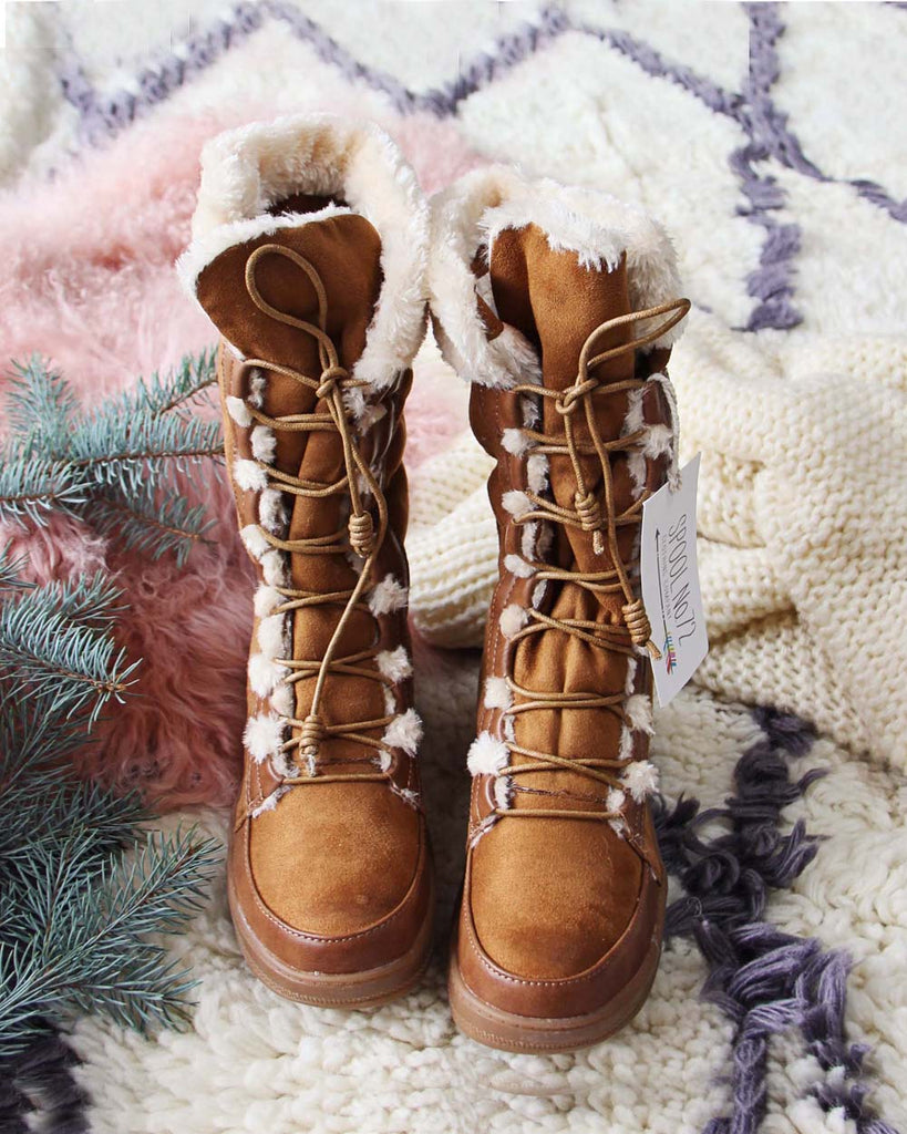 Vintage Cozy Snow Boots, Cozy Vintage Snow Boots from Spool 72.