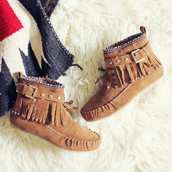 Mountain Gypsy Moccasins: Featured Product Image