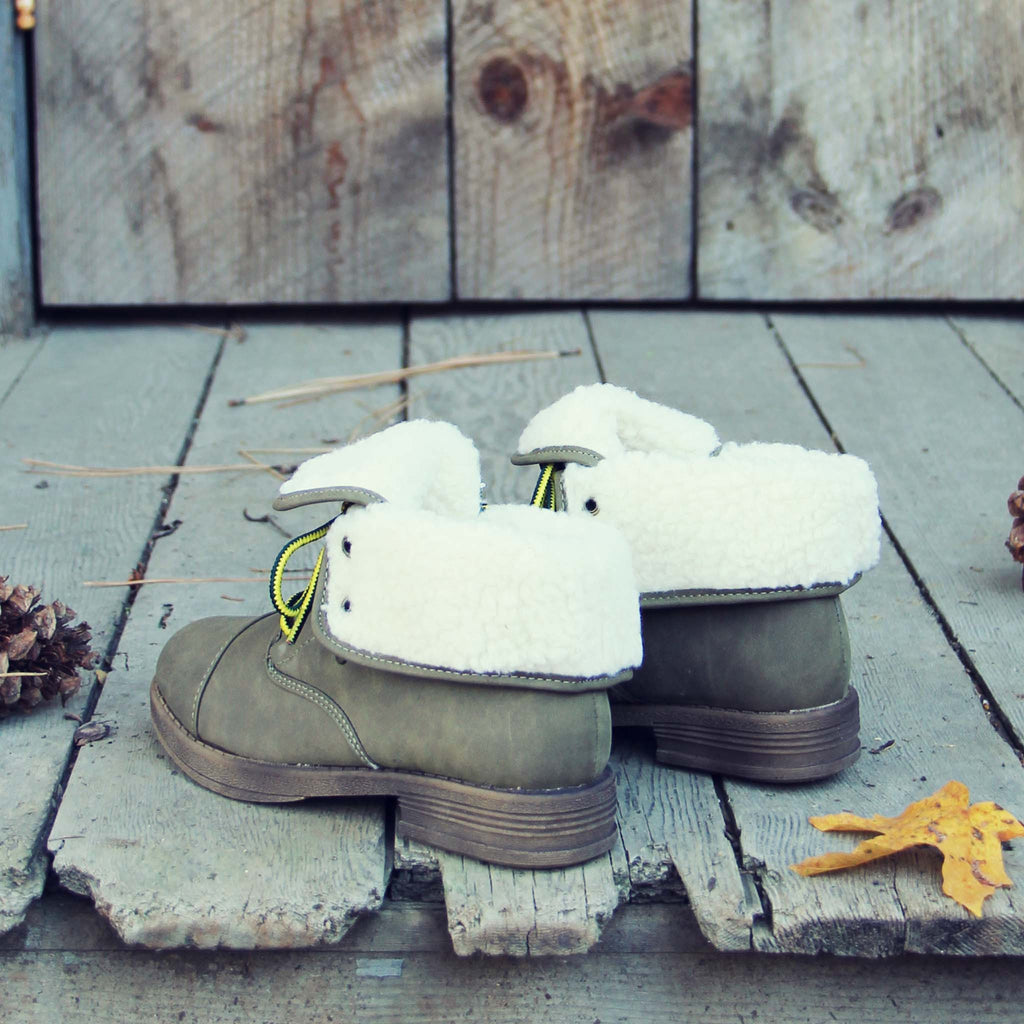 Mt. Rainier Boots in Khaki, Rugged Fall & Winter Boots from Spool No.72 | Spool No.72