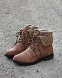 The Nor'Easter Boots in Tan: Alternate View #4