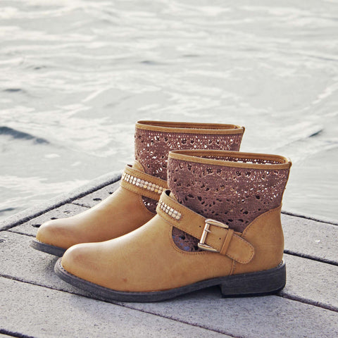 Northern Meadow Lace Boots