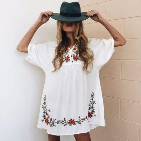 Wild Roses Dress in White