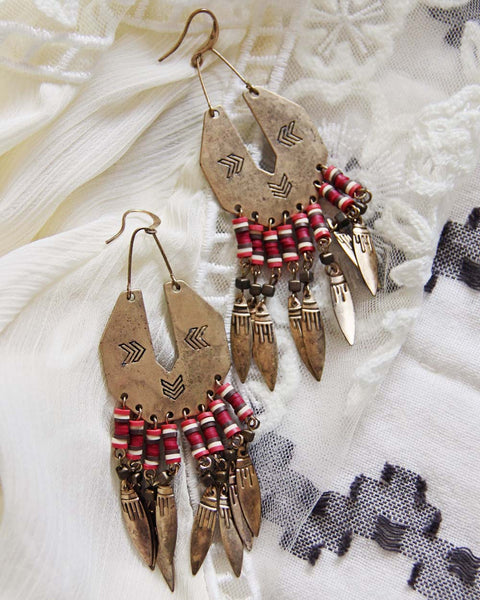 Shadow Sands Earrings: Featured Product Image