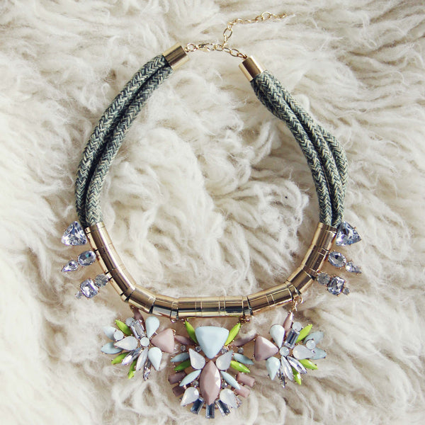 Snow Falls Necklace: Featured Product Image