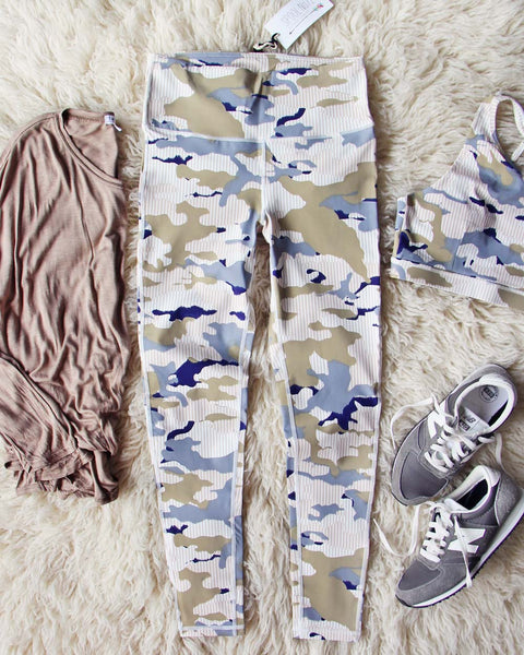 Sporty Gym Leggings in Camo: Featured Product Image