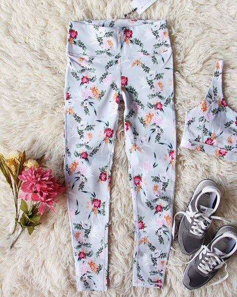 Sporty Gym Leggings in Floral: Featured Product Image