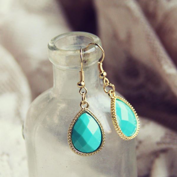 Stone Cast Earrings: Featured Product Image